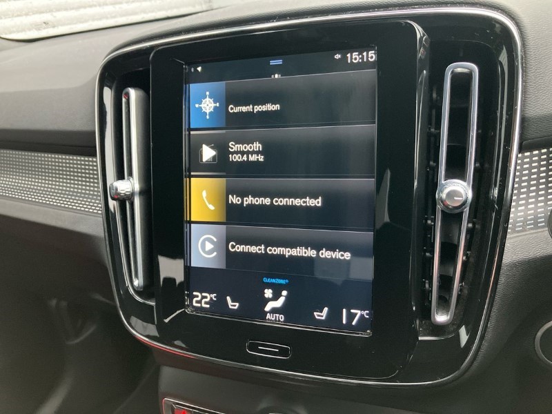 2020 (70) VOLVO XC40 2.0 B5P R DESIGN Pro 5dr AWD Auto 3606412