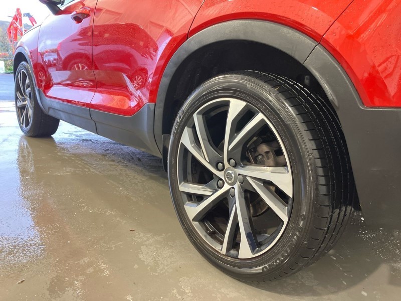 2020 (70) VOLVO XC40 2.0 B5P R DESIGN Pro 5dr AWD Auto 3606428