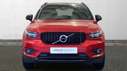 2020 (70) VOLVO XC40 2.0 B5P R DESIGN Pro 5dr AWD Auto 3606397