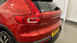 2020 (70) VOLVO XC40 2.0 B5P R DESIGN Pro 5dr AWD Auto 3606433