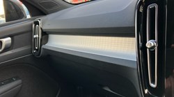 2024 (24) VOLVO XC40 2.0 B3P Plus Dark 5dr Auto 3664916