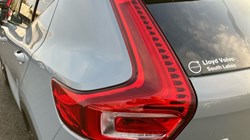 2024 (24) VOLVO XC40 2.0 B3P Plus Dark 5dr Auto 3664929