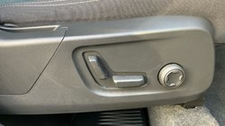 2024 (24) VOLVO XC40 2.0 B3P Plus Dark 5dr Auto 3664902