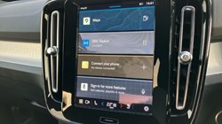 2024 (24) VOLVO XC40 2.0 B3P Plus Dark 5dr Auto 3664910