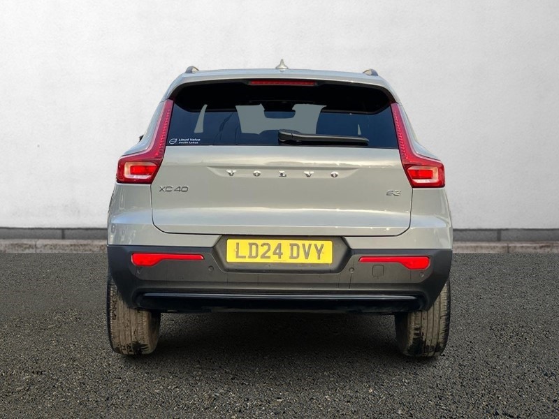 2024 (24) VOLVO XC40 2.0 B3P Plus Dark 5dr Auto 3664894