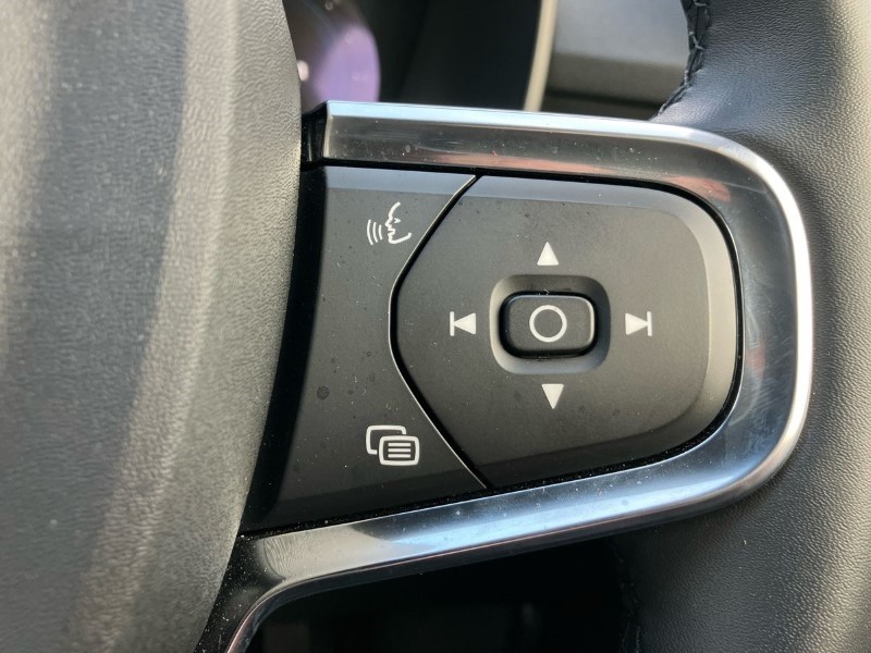 2024 (24) VOLVO XC40 2.0 B3P Plus Dark 5dr Auto 3664907