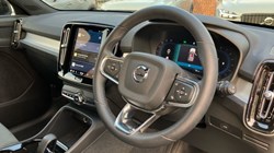2024 (24) VOLVO XC40 2.0 B3P Plus Dark 5dr Auto 3664898
