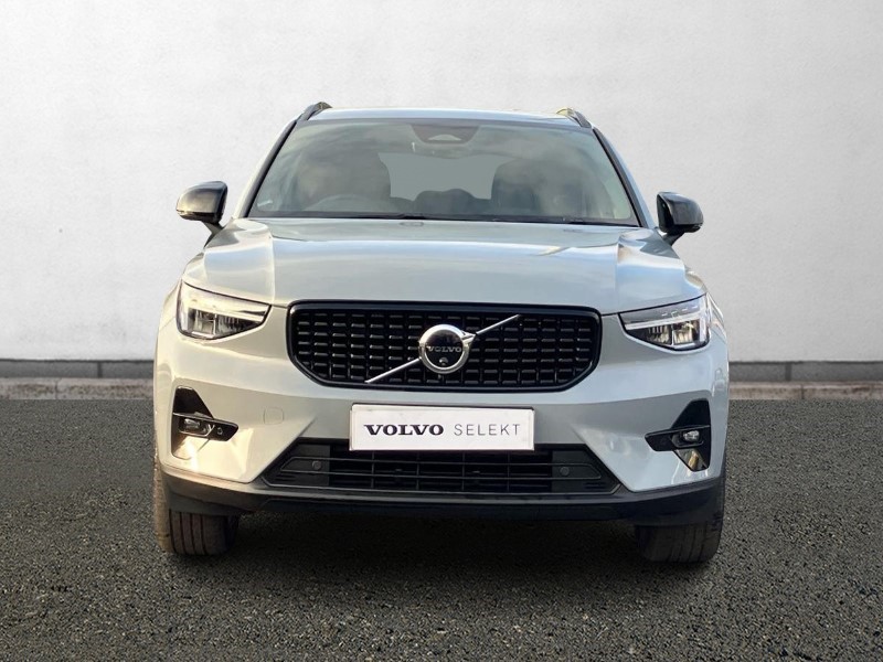 2024 (24) VOLVO XC40 2.0 B3P Plus Dark 5dr Auto 3664895