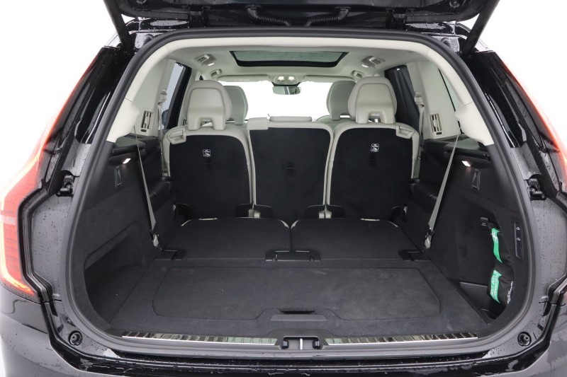 2024 (74) VOLVO XC90 2.0 T8 PHEV Ultra Bright 5dr AWD Geartronic *VAT QUALIFYING* 3806687
