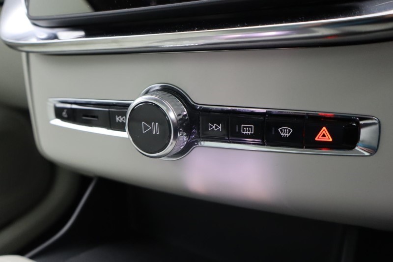 2024 (74) VOLVO XC90 2.0 T8 PHEV Ultra Bright 5dr AWD Geartronic *VAT QUALIFYING* 3806680
