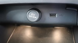 2020 (70) VOLVO XC40 2.0 B4P Inscription 5dr Auto 3812274