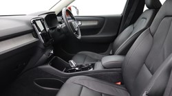 2020 (70) VOLVO XC40 2.0 B4P Inscription 5dr Auto 3812240