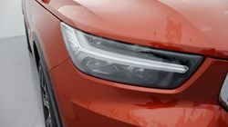 2020 (70) VOLVO XC40 2.0 B4P Inscription 5dr Auto 3812247