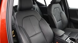2020 (70) VOLVO XC40 2.0 B4P Inscription 5dr Auto 3812259