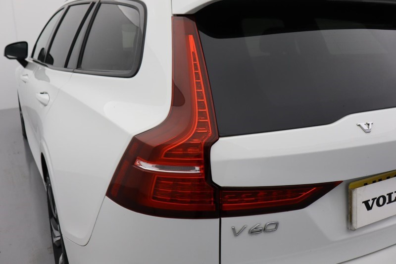 2021 (21) VOLVO V60 2.0 T6 Recharge PHEV R DESIGN 5dr AWD Auto 3785962