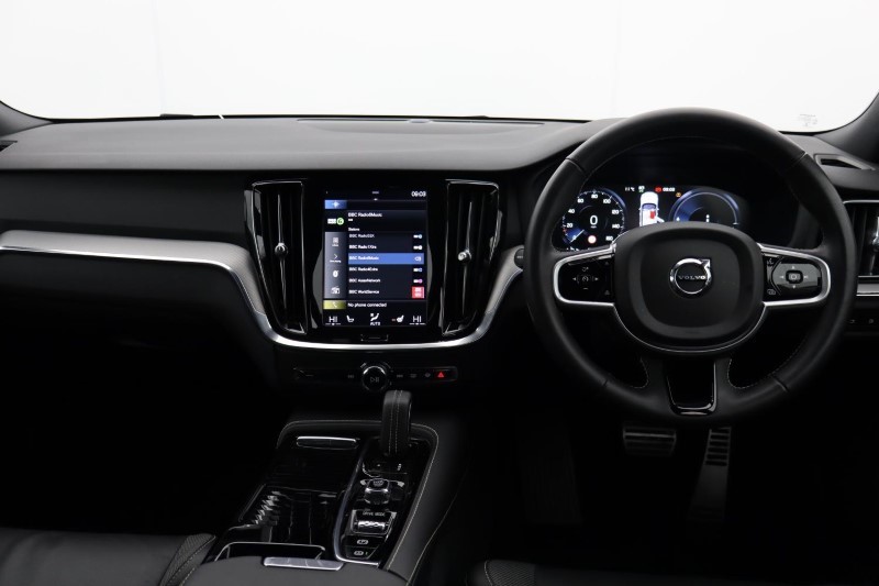 2021 (21) VOLVO V60 2.0 T6 Recharge PHEV R DESIGN 5dr AWD Auto 3785995