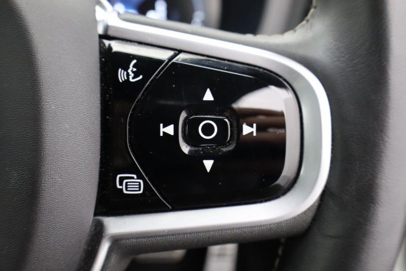 2021 (21) VOLVO V60 2.0 T6 Recharge PHEV R DESIGN 5dr AWD Auto 3785984