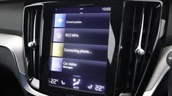 2020 (70) VOLVO V60 2.0 B4P R DESIGN 5dr Auto 3827692