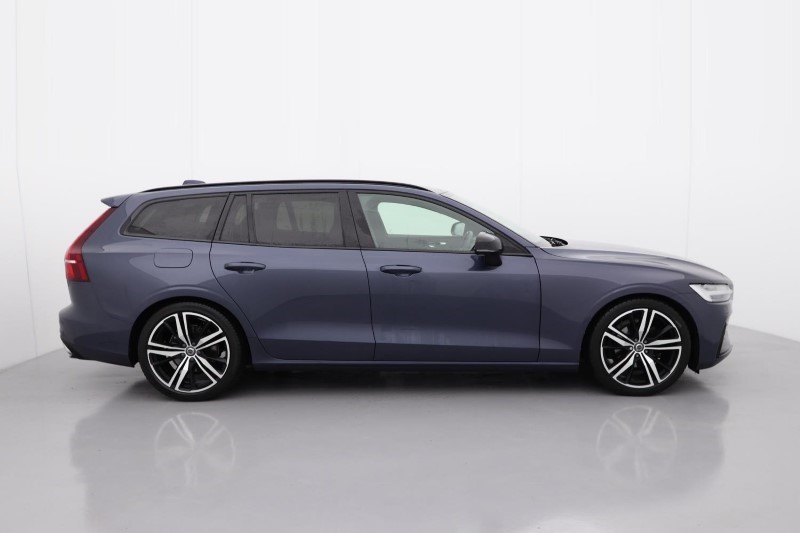 2020 (70) VOLVO V60 2.0 B4P R DESIGN 5dr Auto 3827661