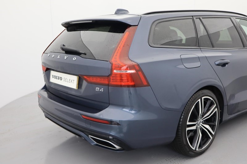 2020 (70) VOLVO V60 2.0 B4P R DESIGN 5dr Auto 3827707