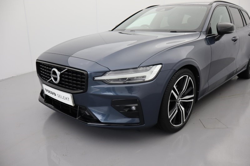 2020 (70) VOLVO V60 2.0 B4P R DESIGN 5dr Auto 3827669