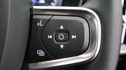 2021 (71) VOLVO XC40 1.5 T4 Recharge PHEV Inscription 5dr Auto 3835980