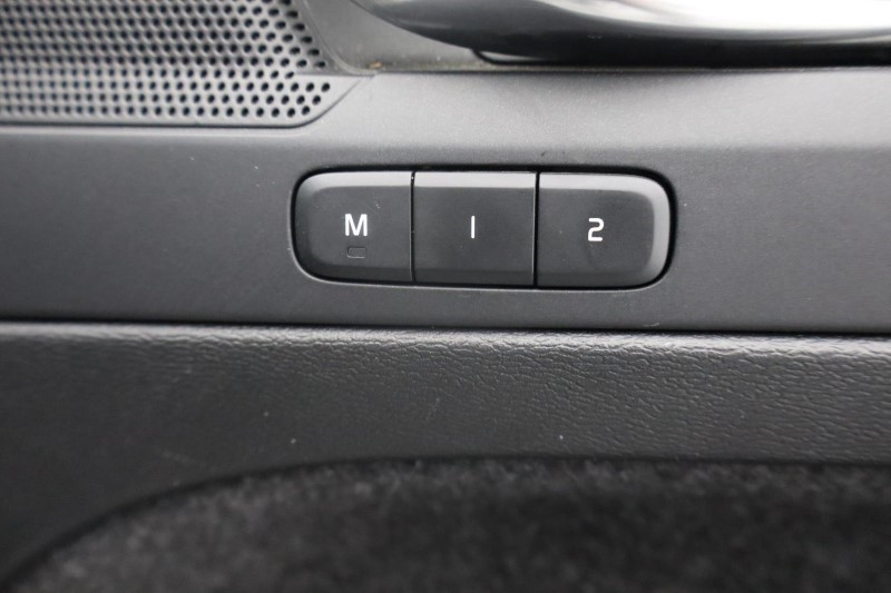2021 (71) VOLVO XC40 1.5 T4 Recharge PHEV Inscription 5dr Auto 3835983