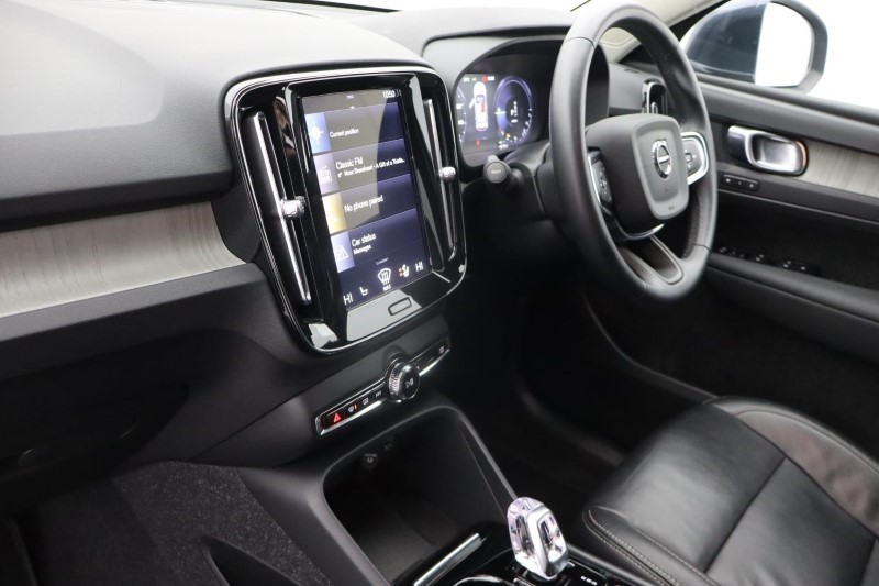 2021 (71) VOLVO XC40 1.5 T4 Recharge PHEV Inscription 5dr Auto 3835974