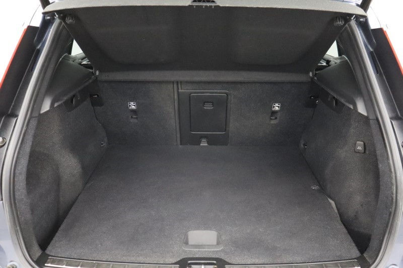 2021 (71) VOLVO XC40 1.5 T4 Recharge PHEV Inscription 5dr Auto 3835961