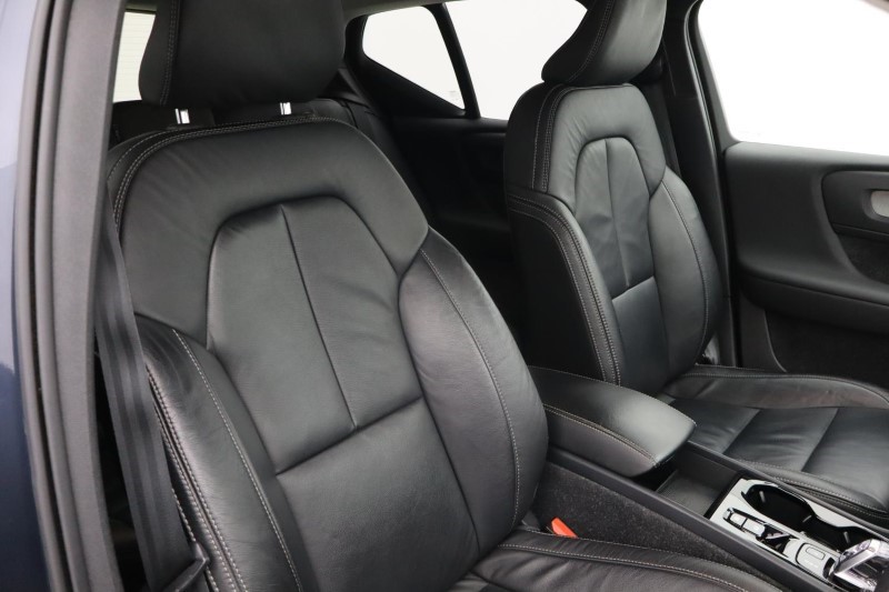 2021 (71) VOLVO XC40 1.5 T4 Recharge PHEV Inscription 5dr Auto 3835968