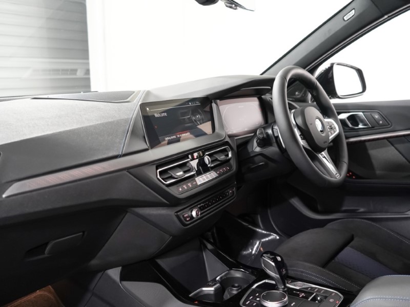 2023 (73) BMW 1 SERIES M135i xDrive 5dr Step Auto 2976936