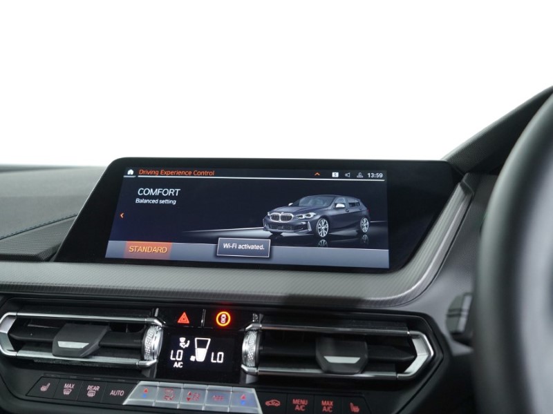 2023 (73) BMW 1 SERIES M135i xDrive 5dr Step Auto 3216812