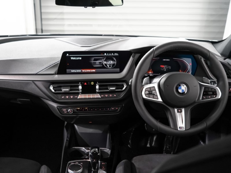 2023 (73) BMW 1 SERIES M135i xDrive 5dr Step Auto 2976938