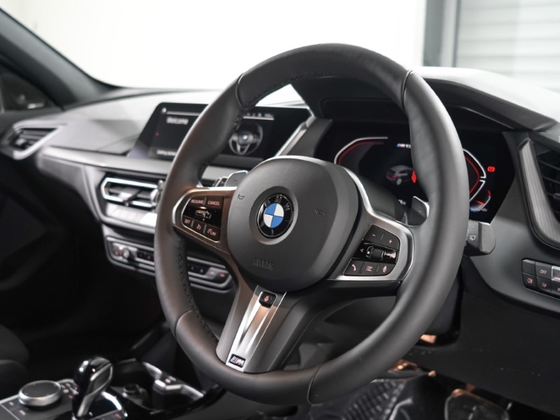 2023 (73) BMW 1 SERIES M135i xDrive 5dr Step Auto 2976942