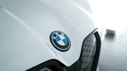 2022 (72) BMW iX 240kW xDrive40 M Sport Edition 76.6kWh 5dr Auto 2892237