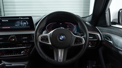 2020 (70) BMW 5 SERIES 520d MHT M Sport 4dr Auto 2940500