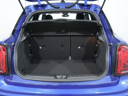 2020 (20) MINI HATCHBACK 2.0 Cooper S Sport II 5dr Auto [Comfort/Nav Pack]