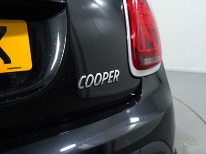 2023 (73) MINI CONVERTIBLE 1.5 Cooper Classic Premium 2dr Auto