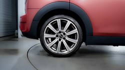 2019 (69) MINI CLUBMAN 2.0 Cooper S Exclusive 6dr Auto [Comfort Plus/Navigation Plus Pk] 2986805