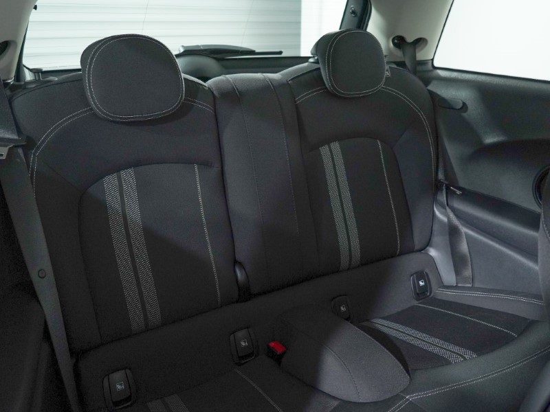 2023 (73) MINI HATCHBACK 2.0 Cooper S Classic Premium 3dr Auto 2994925