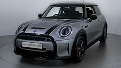 2023 (73) MINI HATCHBACK 2.0 Cooper S Classic Premium 3dr Auto 2984578