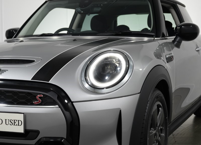 2023 (73) MINI HATCHBACK 2.0 Cooper S Classic Premium 3dr Auto 2984479