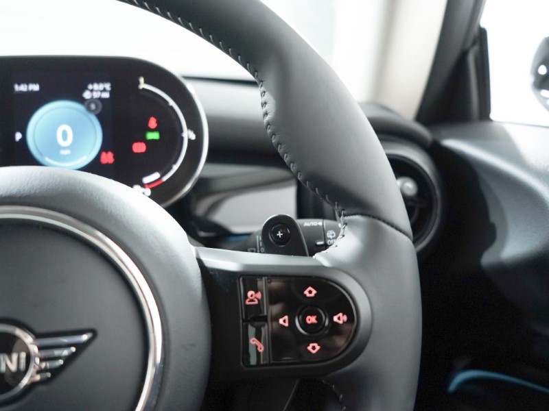 2023 (73) MINI HATCHBACK 2.0 Cooper S Classic Premium 3dr Auto 2994946