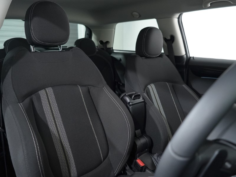 2023 (73) MINI HATCHBACK 2.0 Cooper S Classic Premium 3dr Auto 2994926