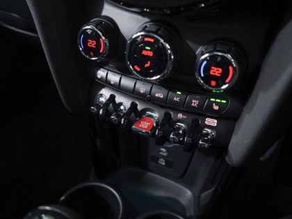 2023 (73) MINI HATCHBACK 2.0 Cooper S Sport Premium Plus 3dr Auto