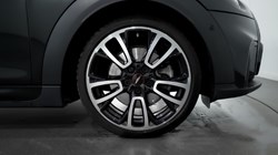 2023 (73) MINI HATCHBACK 2.0 Cooper S Sport Premium Plus 3dr Auto 2995233