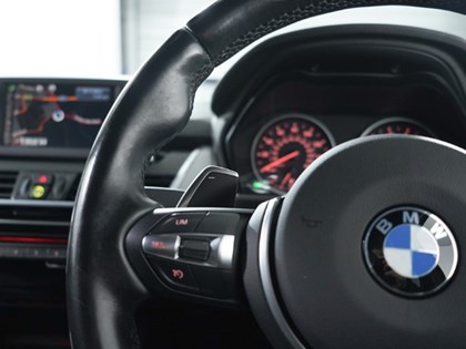 2016 (65) BMW 2 SERIES 220i M Sport 5dr Step Auto