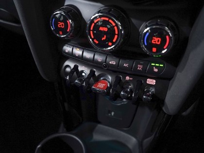 2021 (21) MINI HATCHBACK 2.0 Cooper S Sport 5dr [Comfort Pack]