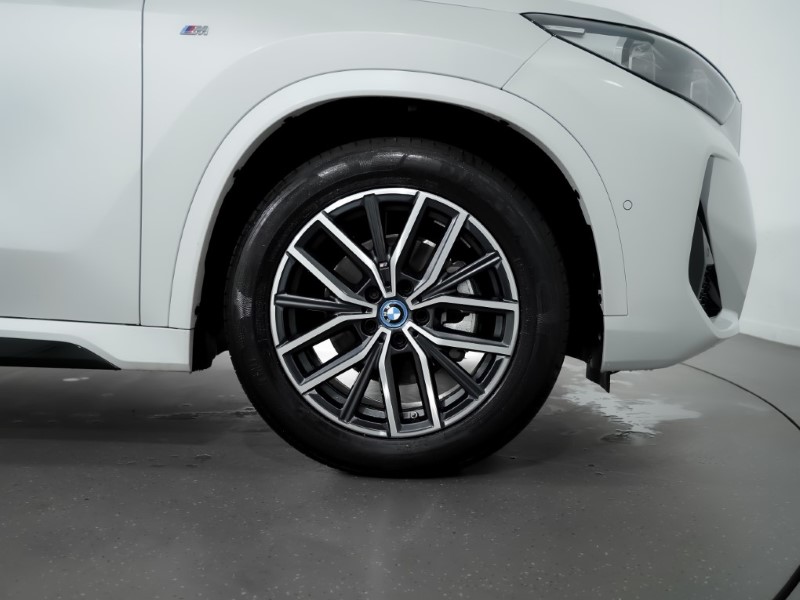 2024 (24) BMW iX1 150kW eDrive20 M Sport 65kWh 5dr Auto 3286711