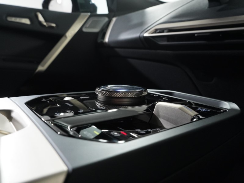 2024 (24) BMW iX 455kW M60 111.5kWh 5dr Auto 3291536